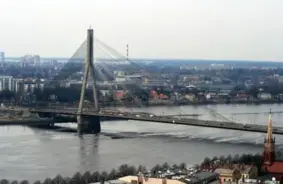 Vanšu tilta pārbūvei saņemti piedāvājumi par 70 miljoniem eiro – par 30 miljoniem lētāk nekā pērn