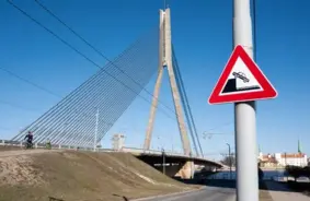 Vanšu tilta pārbūves darbiem pieteikušies divi pretendenti, Rīgas dome sāk vērtēšanu