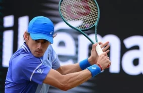 Vašingtonas ATP 500 Tenisa Drāma: Šeltons Paklūp, De Minors un Davidovičs-Fokina Cīnīsies par Titulu