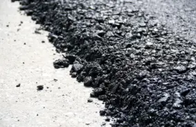 Vecpiebalgas Autoceļš P30 Iegūst Jaunu Asfalta Segumu: Vēsturisks Solis Cēsu Novada Attīstībā