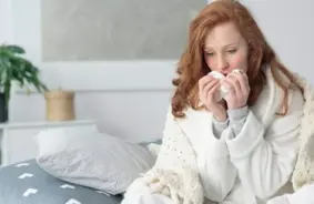 Veselības ministrijas Ierosinājums: Diagnoze Slimības Lapā – Virzība uz Labāku Veselības Politiku vai Pretrunīgs Solis?