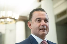 Veselības ministrs Hosams Abu Meri brīdina par uzlauztu WhatsApp kontu