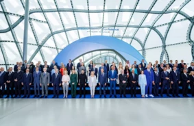 Vienojas par daudznacionālu spēku Ukrainai: Parīze un Londona kļūs par tā štāba centriem pēckara periodā