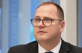 “Vienotība” stiprina savu vadību: Raimonds Čudars un Zanda Kalniņa-Lukaševica kļūst par valdes priekšsēdētāja vietniekiem