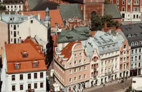 Vietējais ceļojums: kā izbaudīt savu pilsētu kā tūrists un atklāt neapmeklētas vietas