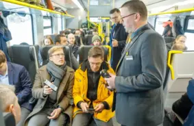 Vivi ieviesīs jaunu biļešu reģistrāciju telefonā: Solis uz digitalizāciju saspringtā vidē