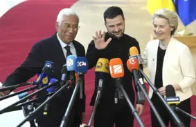 Zelenska pretkorupcijas reformas satricina Briseli: fon der Leiena pieprasa paskaidrojumus par neatkarības graušanu