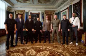 Zelenskis Aizstāv Steidzīgās Pretkorupcijas Izmaiņas, Kamēr Ukraina Virmo Sašutumā