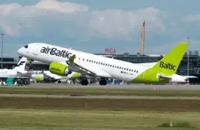 airBaltic iznomās savas lidmašīnas air Serbia uz diviem gadiem