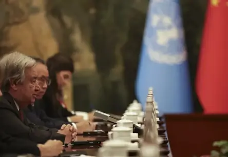 ANO vadītājs Guteress Ķīnā kritizē ASV, Si Dzjiņpins uzsver daudzpusības nepieciešamību