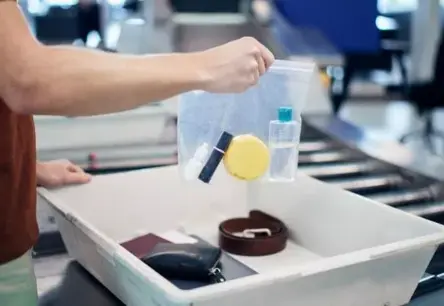 ASV lidostas sāk atteikties no 20 gadus veca apavu novilkšanas noteikuma: Ko tas nozīmē ceļotājiem?