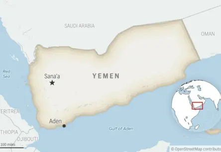 Adenas līcī uzliesmo kuģis pēc hutiešu uzbrukuma; pieaug bažas par drošību