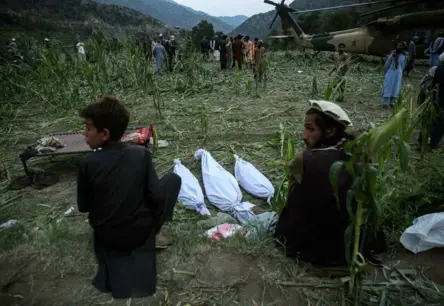 Afganistānas austrumus satricinājusi zemestrīce: bojāgājušo skaits pārsniedz 2200, glābšanas darbi turpinās