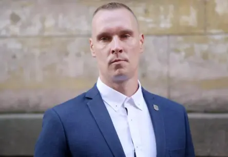 Aizdomas par viltotu diplomu: Olaines vicemēra Vurča izglītību vērtēs policija