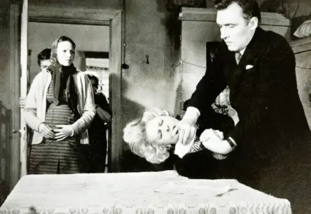 Aizkulises un Nezināmie Ceļi: Kā 'Limuzīns Jāņu Nakts Krāsā' Kļuva par Nacionālu Leģendu