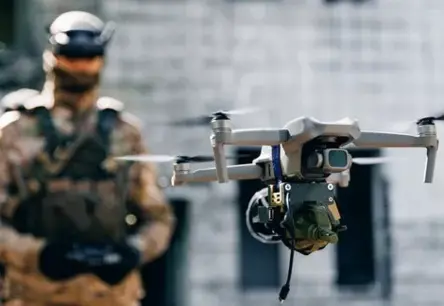 Aizsardzības Revolūcija: Latvija Iegulda 20 Miljonus Eiro Dronu Kompetences Centrā