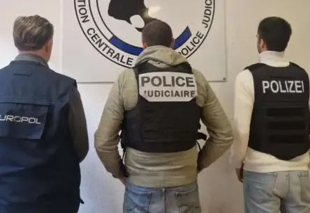 Algoti un labi ekipēti: Latvijas pilsoņi gatavojušies nolaupīt albāņu narkobaronu Vācijas operācijā