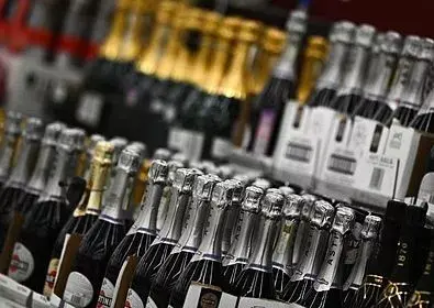 Alkohola Ražošana Latvijā Piedzīvo Pēkšņu Kāpumu: Kāpēc? Un Kas Sekos?