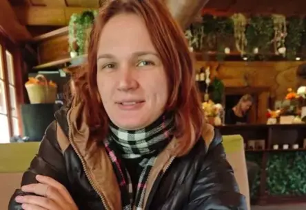 Alūksnes novadā mīklainos apstākļos pazudusi jaunā māmiņa Diāna Bušmane; pazušanas vietā atrastas auto pēdas