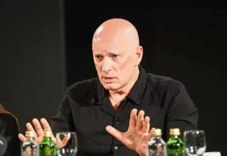 Alvis Hermanis: "Daudziem latviešu kreisajiem uz Ameriku braukt vairs nesanāks" – ASV vīzu politika jaunā ērā