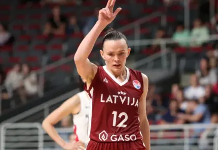 Anetes Šteinbergas 12 punkti nepalīdz "Famila" izvairīties no zaudējuma FIBA Eirolīgā