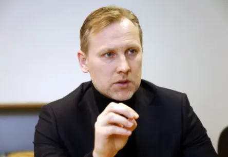 Arigo Toro tiesā apsūdz prokuratūru un policiju korupcijā, viņš pats saskāries ar izspiešanas un neslavas celšanas lietu