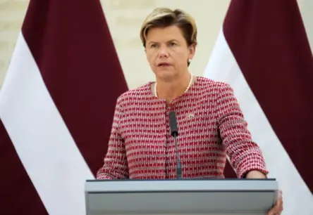 Ārlietu ministrija neredzētā spiedienā: sankciju dilemmas un Pjotra Avena lieta