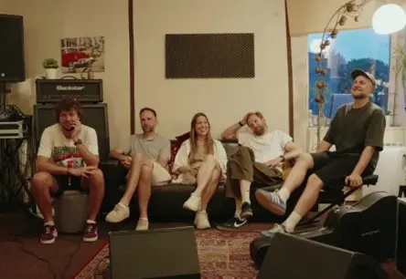 “Astro'n'out” akustiskā tūre “Mūc” atklāj aizkulises un ilgtspējas izaicinājumus