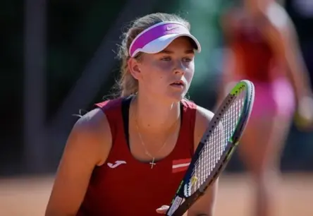 Beatrise Zeltiņa izcīna ITF dubultspēļu titulu Zviedrijā