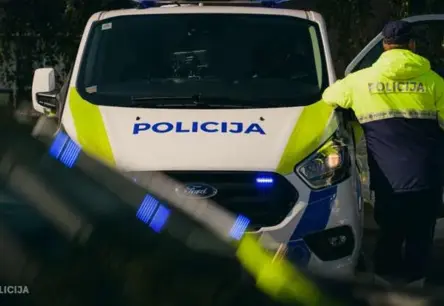 Bezkaunīgi krāpnieki atņem cilvēkiem mājas: policija brīdina par jaunu shēmu