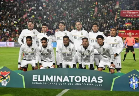 Bolīvijas futbolisti pārsteidz Brazīliju un turpina cīņu par Pasaules kausu