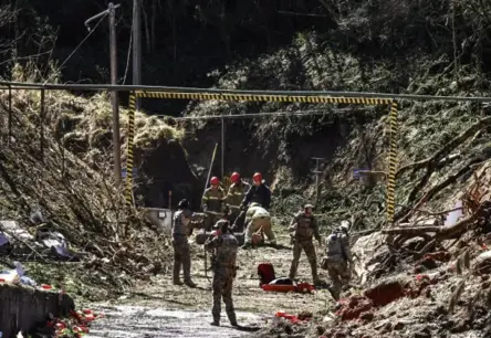 Brazīlijā sprāgstvielu fabrikas eksplozijā iet bojā deviņi cilvēki, desmitiem metru rādiusā izsisti logi