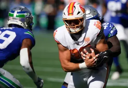 "Buccaneers" turpina izcīnīt pēdējo sekunžu uzvaras, nepārspētie milži krīt NFL 5. nedēļā