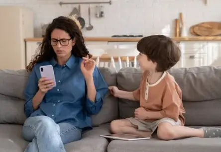 Dānija plāno sociālo mediju aizliegumu bērniem līdz 15 gadiem