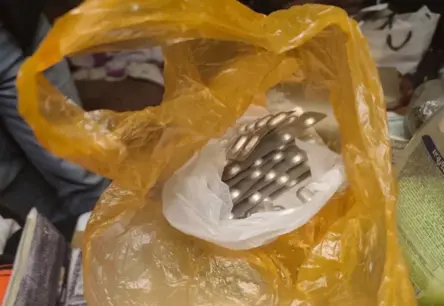Daugavpilī atklāta plaša narkotiku glabātuve: izņemtas "Subutex" tabletes un amfetamīns