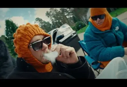 Deniss un Sudrabu Sirds pārsteidz ar jaunu dziesmu "Karuselī", kas pievēršas aktuālajai depresijas tēmai