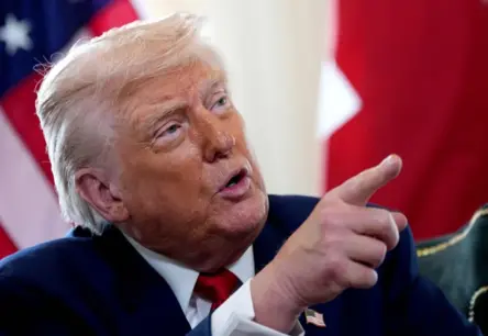 Dubultā ziņa no Vašingtonas: Tramps par Krievijas dronu ielaušanos Polijas gaisa telpā – nosodījums un “kļūdas” ēna