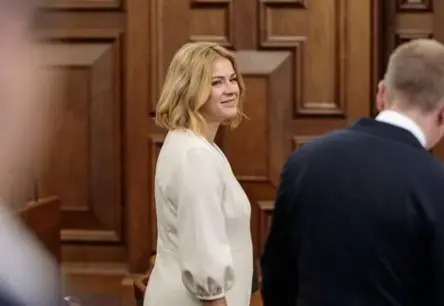 Evika Siliņa Pārdzīvo Trešo Opozīcijas Triecienu: Valdība Notur Pozīcijas, Spriedze Saglabājas