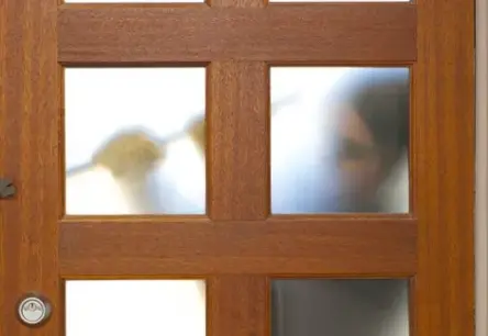 Francijas muzeji satricināti: nozagta vērtīga zelta un sudraba monētu kolekcija