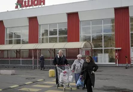 Franču uzņēmumi Krievijā: dilemmu starp briesmām palikt un dārdzību aiziet