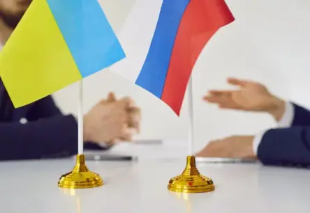 Gaidāma vēsturiska tikšanās: Zelenskis un Putins – aci pret aci starp cerību un šķēršļiem