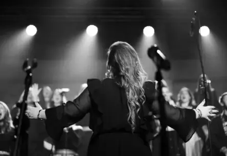 Gospelkoris un Kristīne Prauliņa iekaros Palladium ar pacilājošu koncertu