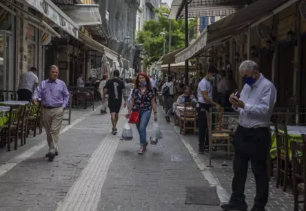 Grieķijas Darba Tirgus Uzkarsē: 13 Stundu Darba Diena Izraisa Sašutumu un Bažas par 'Viduslaiku Ēru'