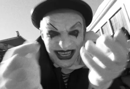 Grupa R.A.P. koncerttūres priekšvakarā izdod eksperimentālu singlu "Cirks"