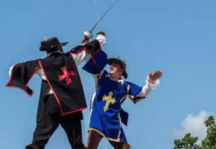 Holivudas burvība Lietuvas sirdī: Pakrojas muiža aicina piedzīvot kino maģiju un kļūt par filmu zvaigzni!