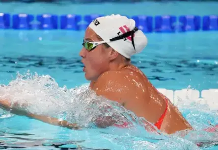 Ieva Maļuka ar sirdi un dvēseli cīnās Universiādes ūdeņos: nieka 0,07 sekundes šķir no peldēšanas pusfināla sapņa