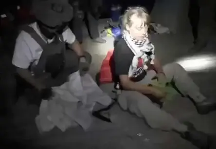 Izraēla pārtver palīdzības floti uz Gazu, aiztur arī Grētu Tūnbergu