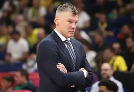 Jasikēvičs skarbi kritizē "EuroBasket" līmeni: Vai basketbols kļūst vienkāršāks?