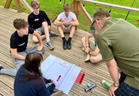 Jaunieši un digitālais detokss: IKT prasmju attīstība un jaunatnes darba modernizācija