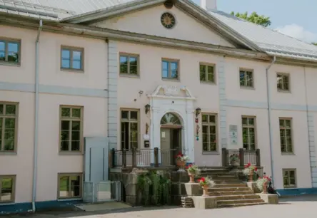 Jelgavas novads iegulda Vilces muižas pils vēsturisko kāpņu atjaunošanā: drošība un kultūras mantojums iet roku rokā